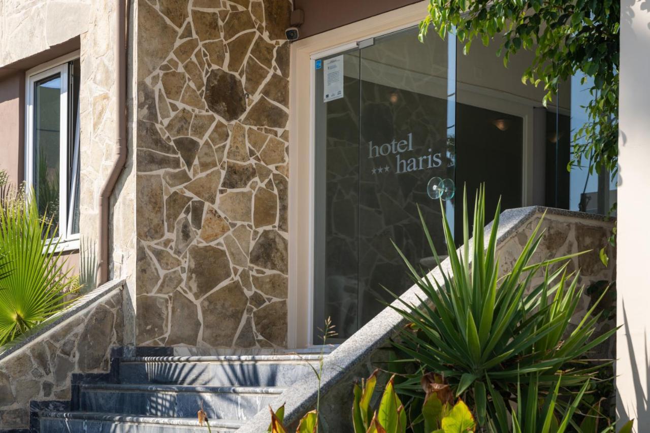 Hotel Haris On The Beach Agia Marina Exteriér fotografie