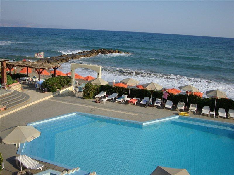 Hotel Haris On The Beach Agia Marina Exteriér fotografie
