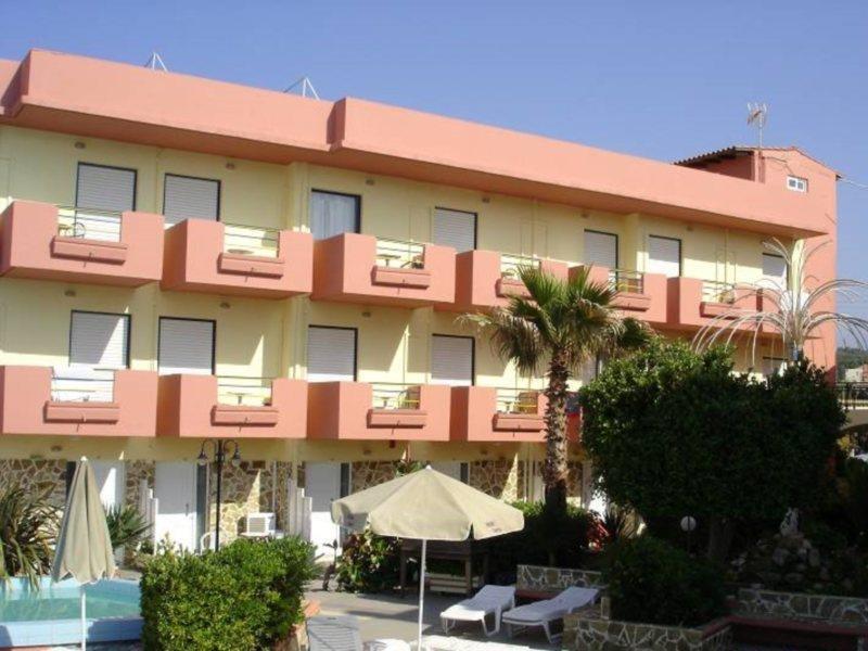 Hotel Haris On The Beach Agia Marina Exteriér fotografie