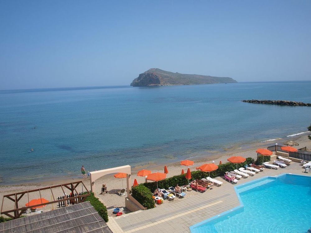 Hotel Haris On The Beach Agia Marina Exteriér fotografie