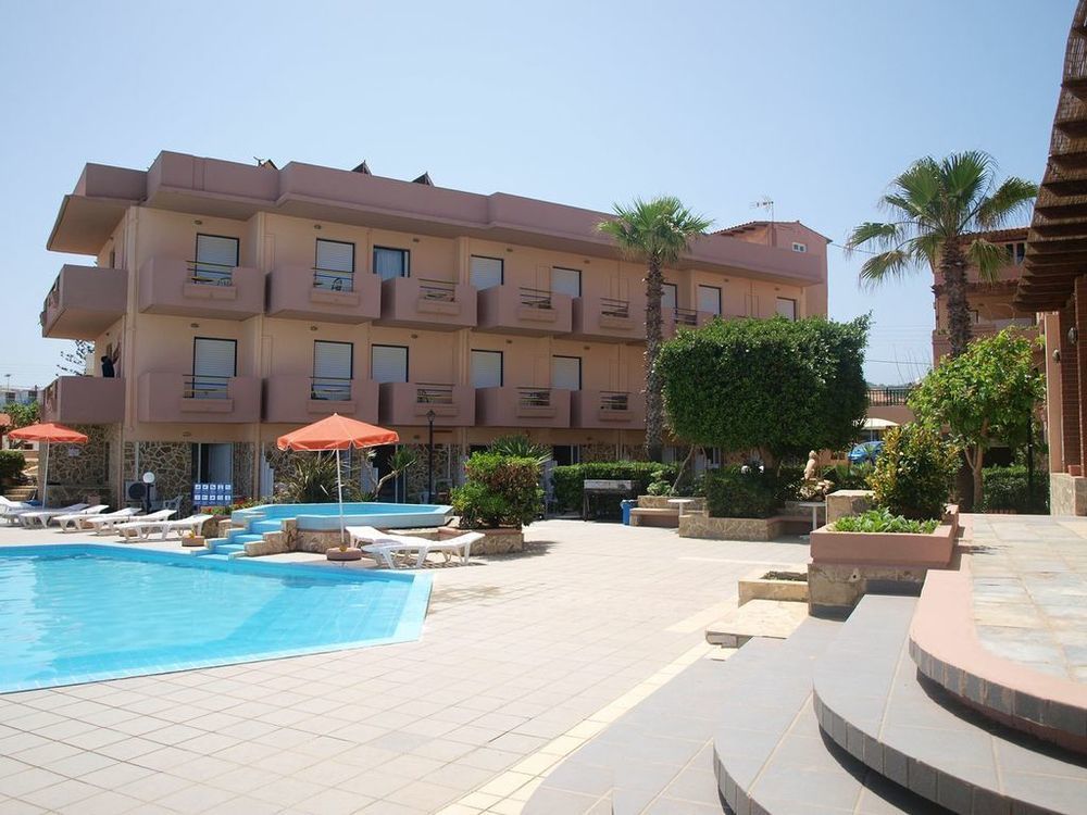 Hotel Haris On The Beach Agia Marina Exteriér fotografie